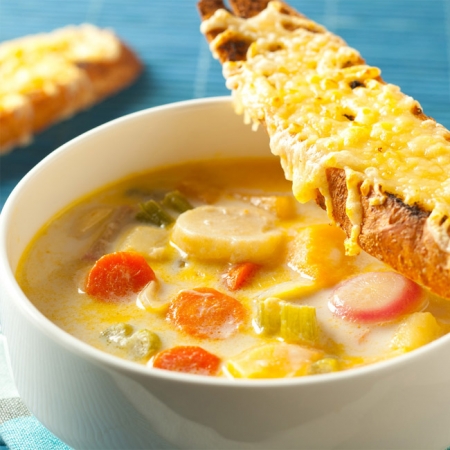 Vegetable Soup with Cheeseballs 