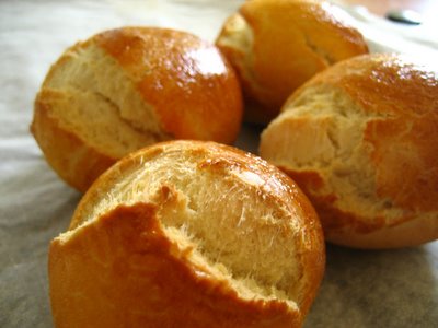 petits-pains-au-yogourt-et-au-fromage